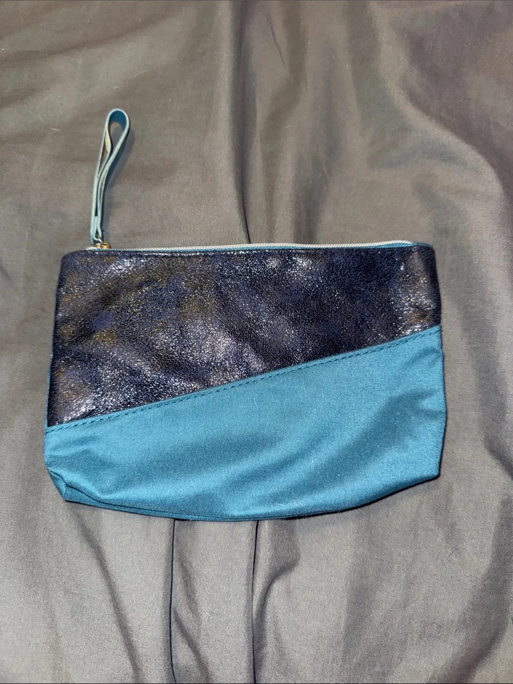 ipsy Teal and Black Two-Tone Cosmetic Wristlet